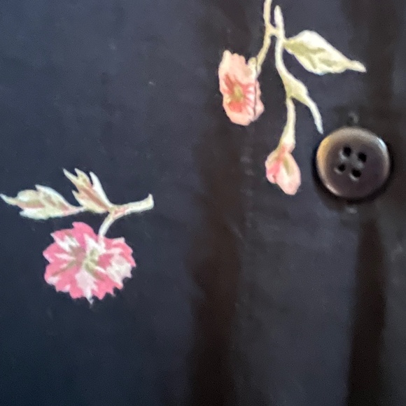 Krazy Kat Vintage Navy Blue with Shades of Pink Flowers Blouse - Picture 7 of 13